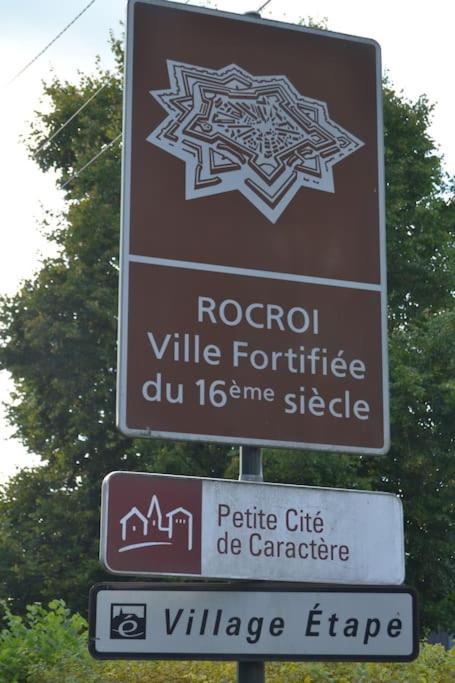 RocroiL'Escale Des Remparts别墅 外观 照片